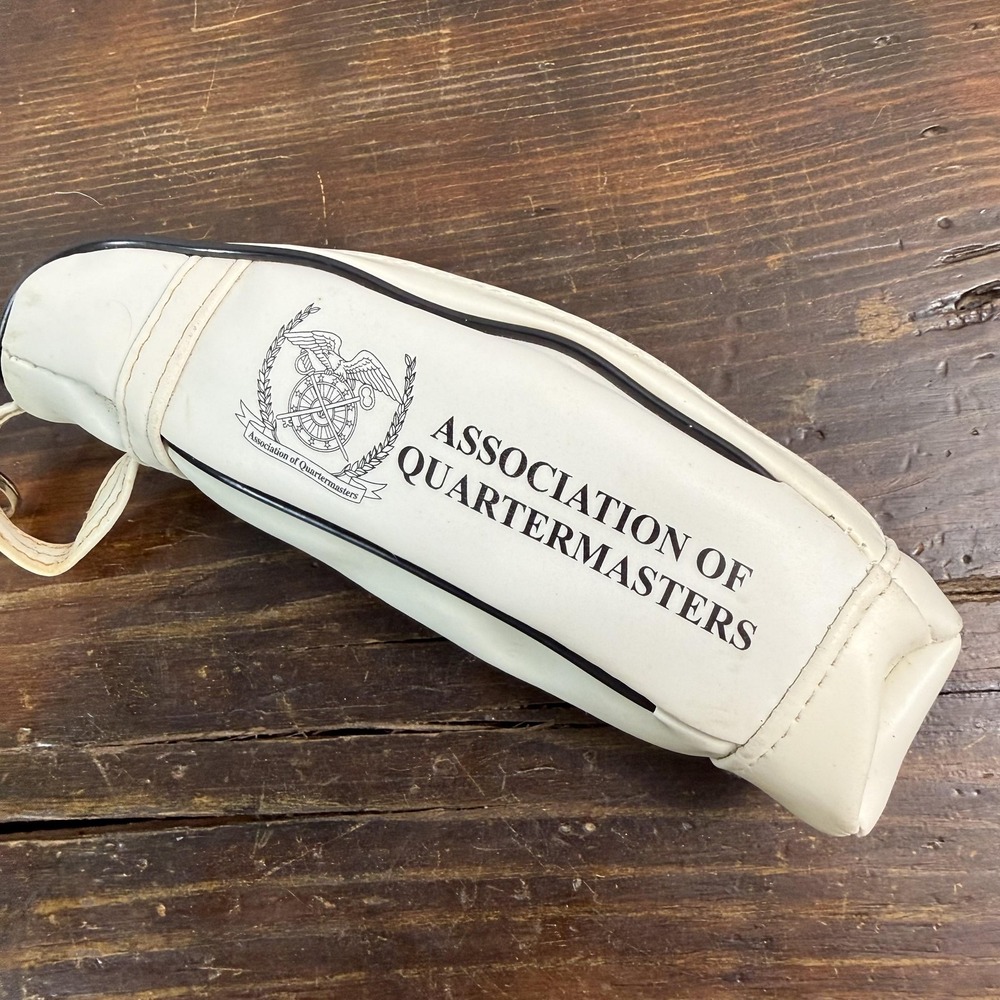 VNTG US Army Association‎ Of Quartermasters Golf Ball Pouch White Zipper Case